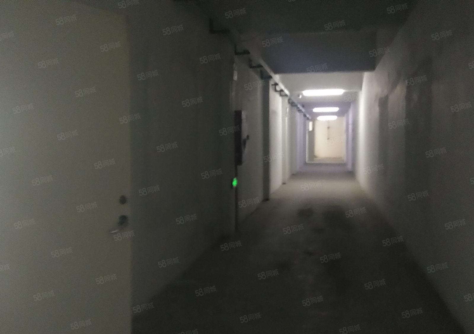 西乡黄田正规工业园附近楼上812平