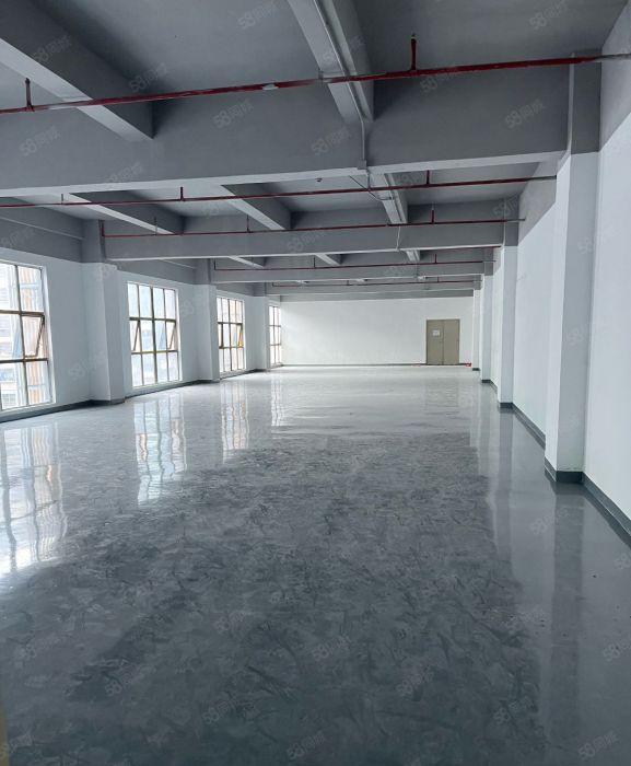 西乡固戍大型工业区厂房2500平米出租1250平起租