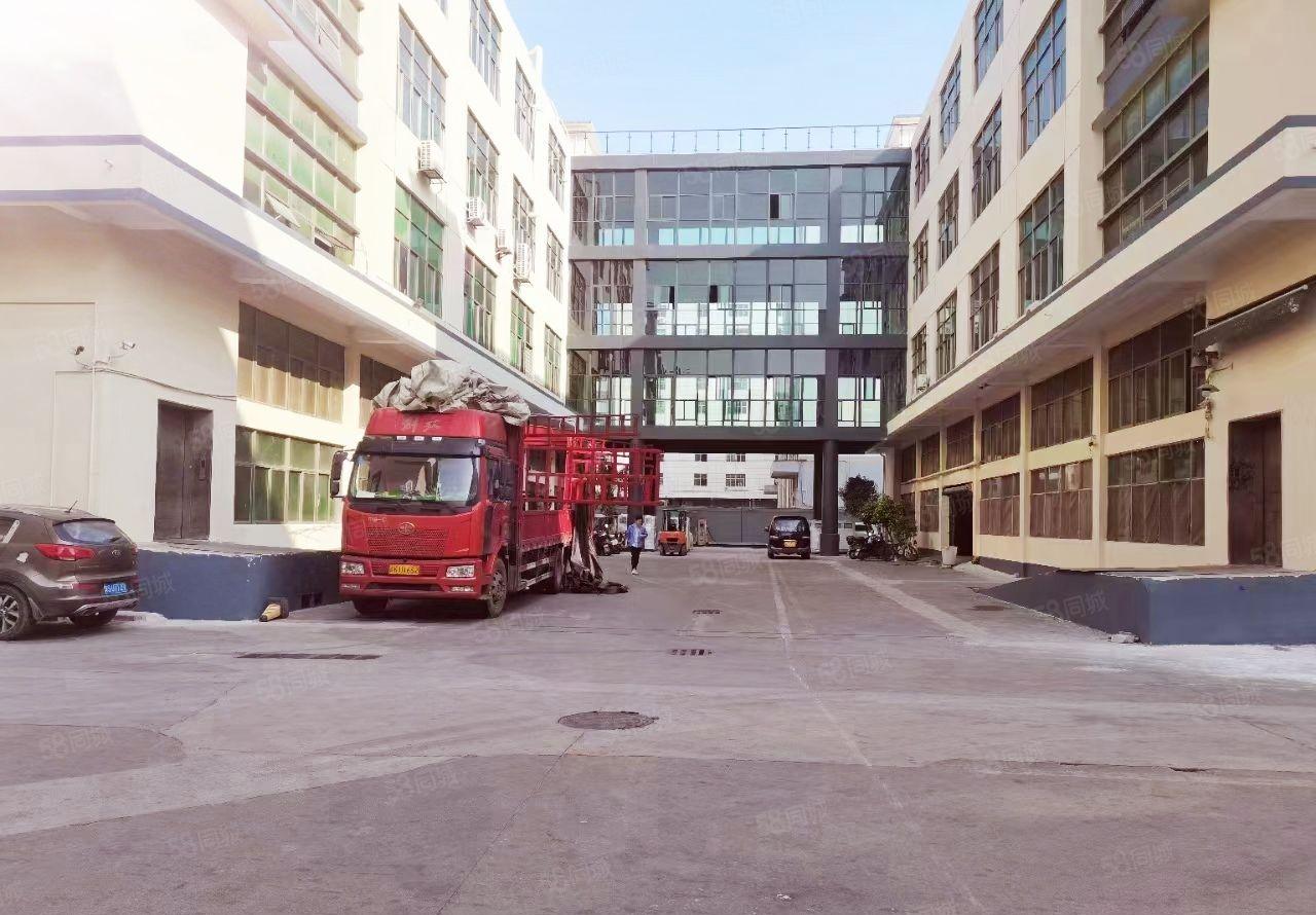 出租福永桥头地铁口楼上1100平方，装修无需转让费