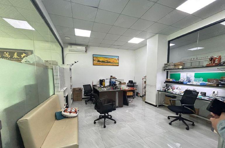 松岗大田洋新出800平米精装修办公室厂房仓库低价出租格局方正