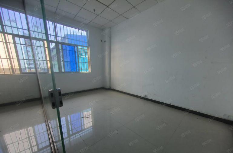 西乡流塘电商基地精装修厂房出租200平方起分有客梯有货梯