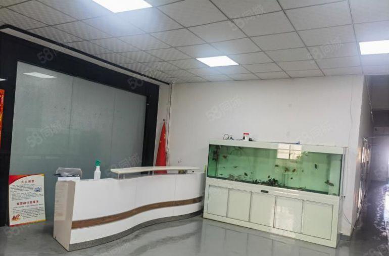 西乡固戍地铁原房东厂房200至2000平方左右带装修业主招租