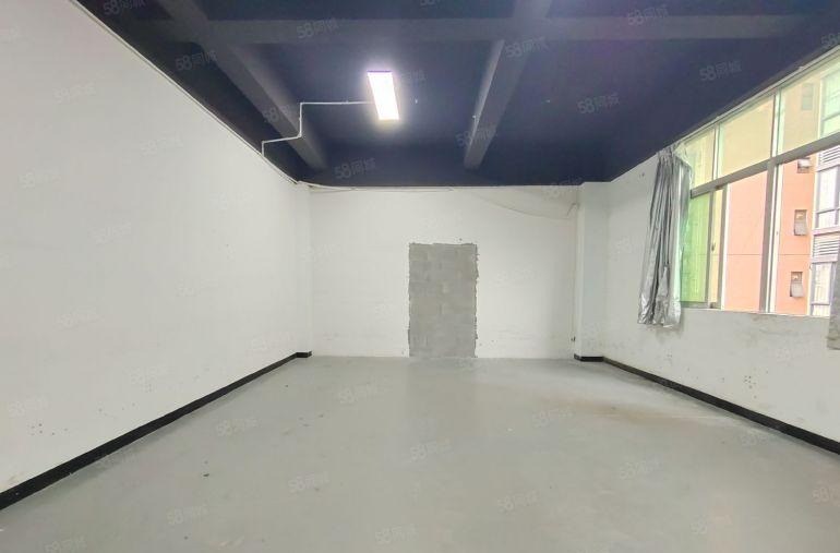 西乡。固戍小面积60平90平150平厂房仓库低价出租，电到位