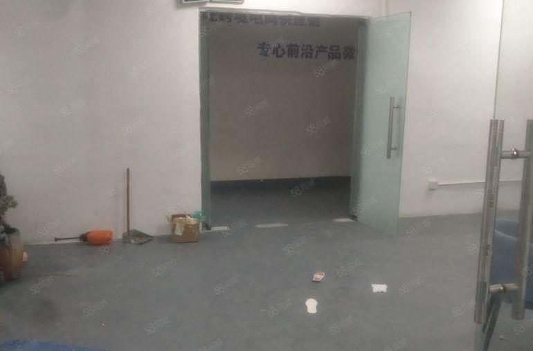 西乡，黄田375平带装修厂房仓库出租