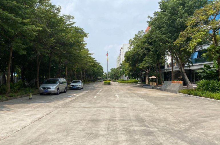 石岩地铁口200平至1000平厂房仓库出租大小面积可分租