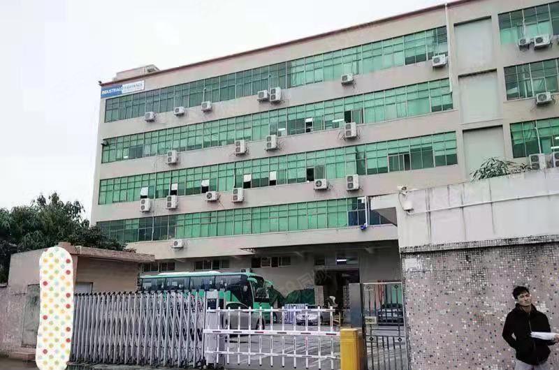 石岩塘头高速出口原房东厂房独门独院15700平方米