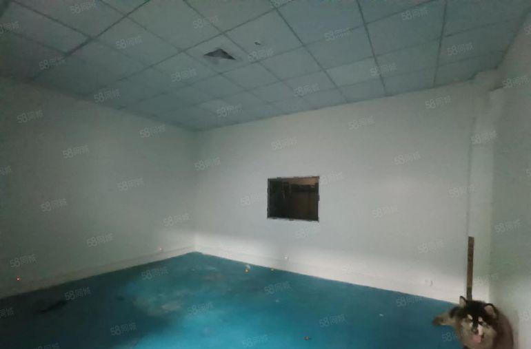 西乡，宝运达附近，原房东直租，一楼带装修380平厂房仓库出租