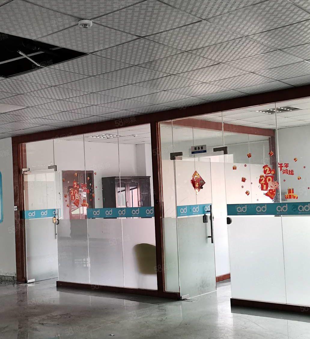 固戍航城大道旁楼上600平带装修厂房出租