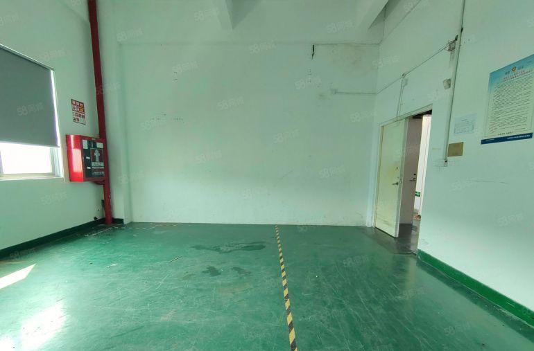 西乡107国道，宝田银田，整层2000平，精装修厂房仓库直租