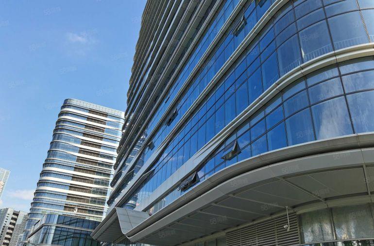 西乡新出原房东超长免租期6个月，200平起租