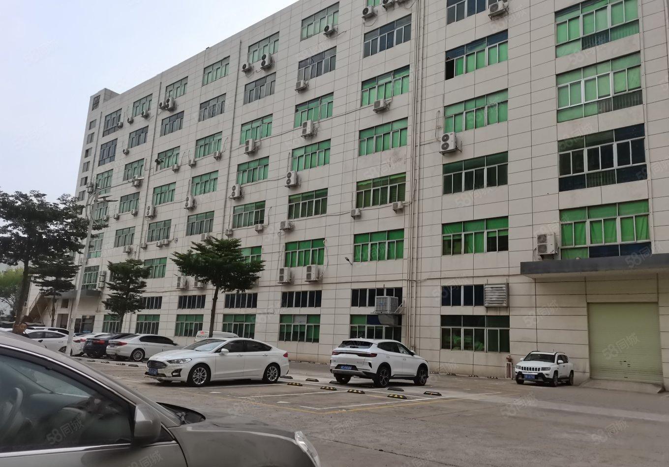 宝安区福永主干道边上原房东2000平楼上精装修研发贴片厂房