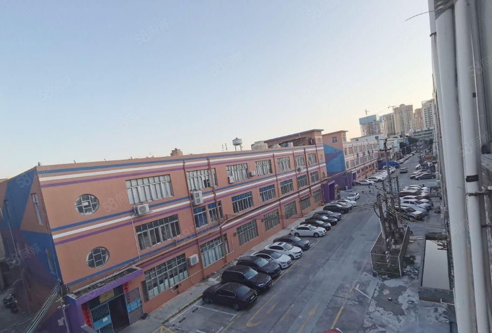 沙井沙头京基百纳附近独栋厂房13层共3300平方出租