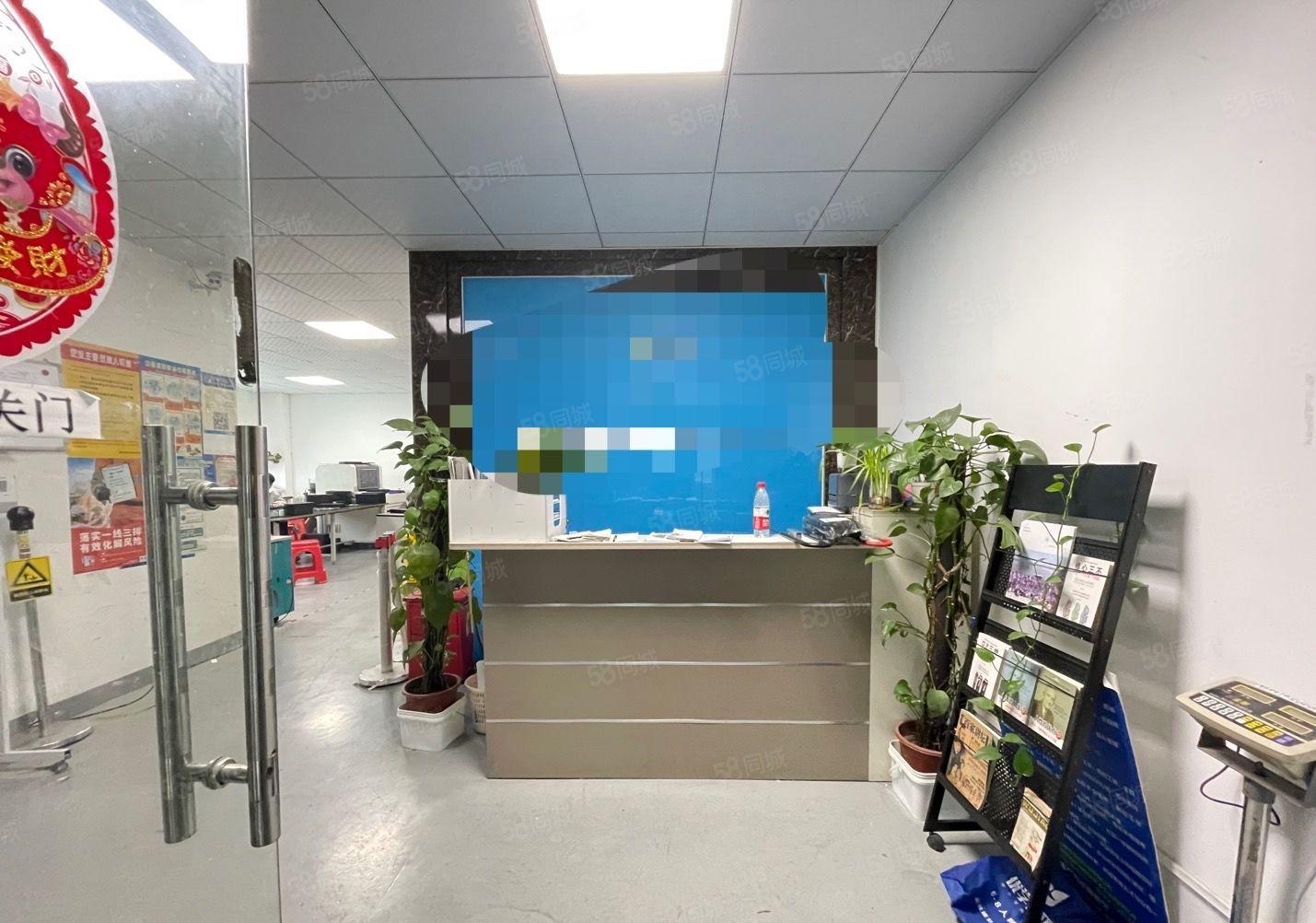 西乡固戍，大型工业区，带装修473平厂房仓库出租，带吊机口