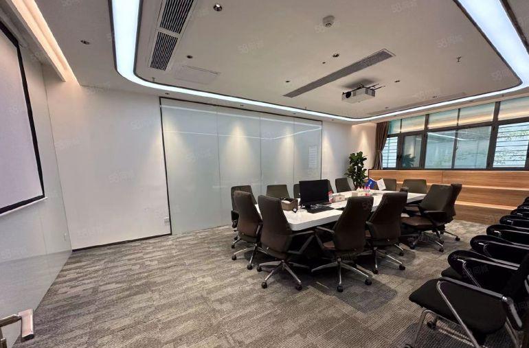 9成使用率地铁口88元每平有354平和525平位置形象俱佳