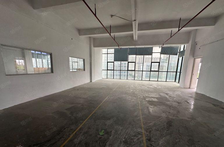 20元宝安松岗地铁口重工业厂房出租300至2000平仓库出租