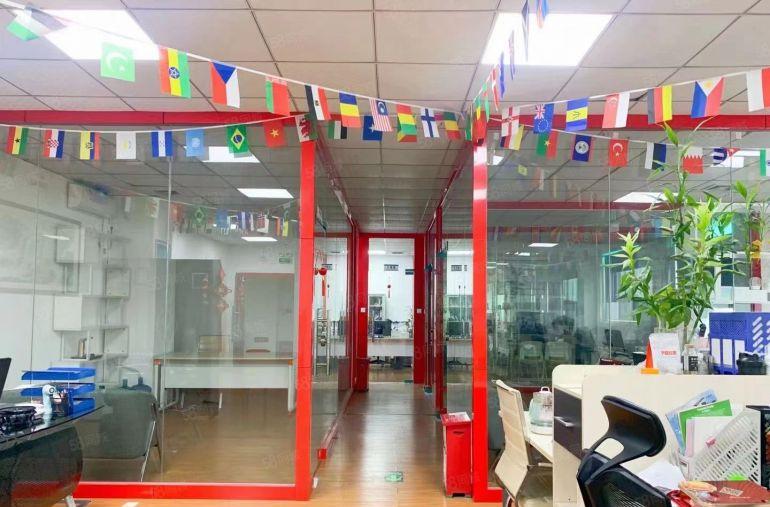 石岩地铁口楼上800平米精装修厂房无转让费出租办公室仓库分租