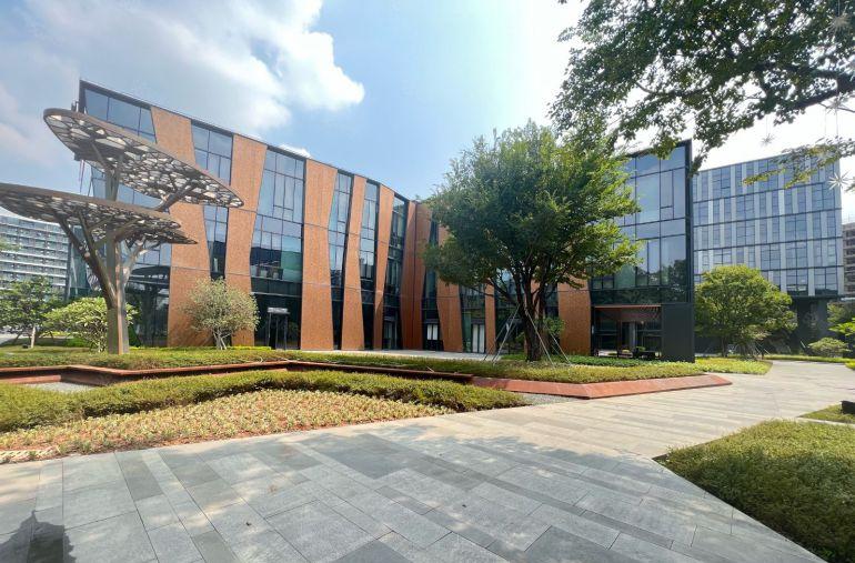 沙井马鞍山独栋2800平精装低价厂房出租研发办公电商仓库分租