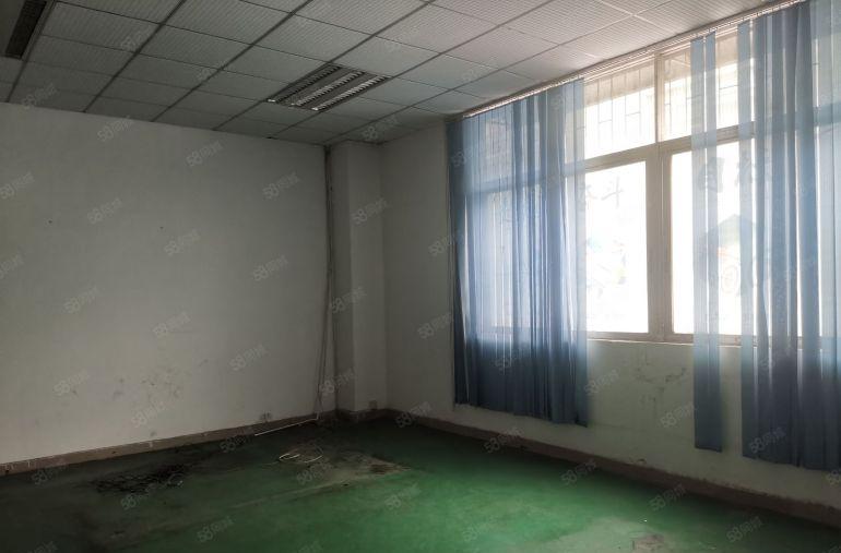 新桥高速原房东带红本带航车办公室装修一楼整层出租1600平