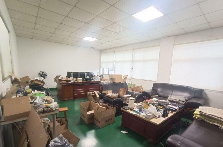 西乡固戍宝安大道300至500平精装修厂房仓库出租园区空地大