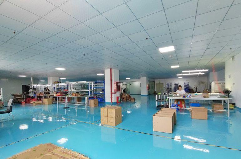 西乡固戍地铁口厂房出租500平研发办公医疗设备电子仓库特价