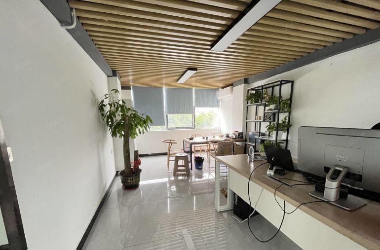 22元起福永地铁口楼上300平精装修厂房出租仓库出租大小分租