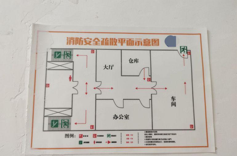 西乡，固戍大门附近，楼上带装修370平厂房出租，拎包即可使用