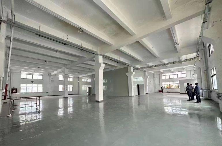 后亭宝安大道地铁口旁一楼1050平方米精装修厂房招租