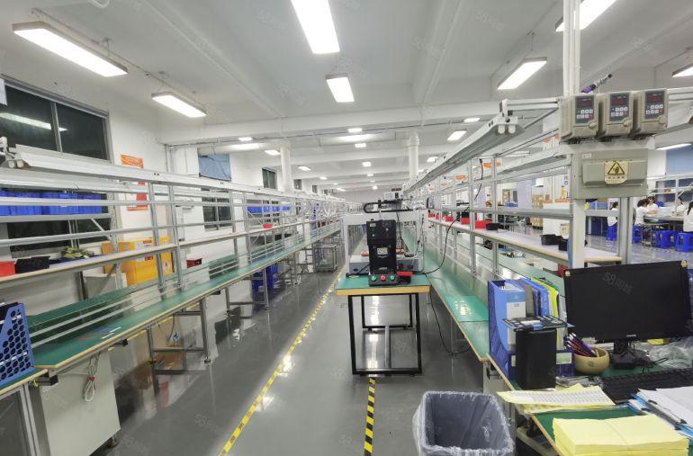 松岗大田洋楼上整层1000平方带精装修原房东低价仓库厂房出租