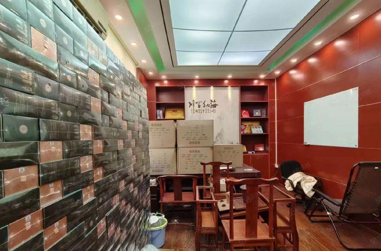 西乡固戍地铁站，带装修473平厂房出租，水电到位，拎包可用