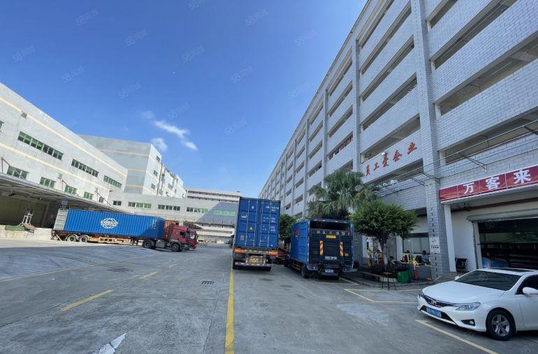 沙井马安山原房东一楼300平方起租仓库厂房超大空地带卸货平台