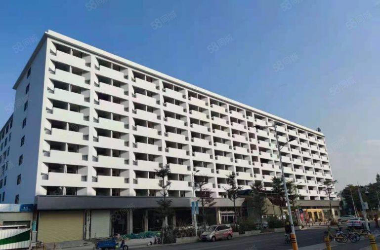 西乡固戍地铁口大型科技园新出楼上整层1300平精装修红本厂房