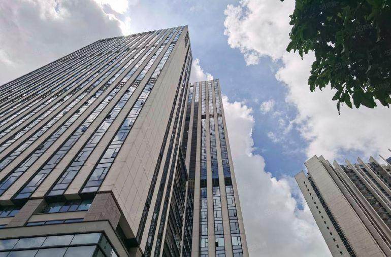 松岗产业研发办公场地原房东红本地铁口附近交通方便形象好车位足