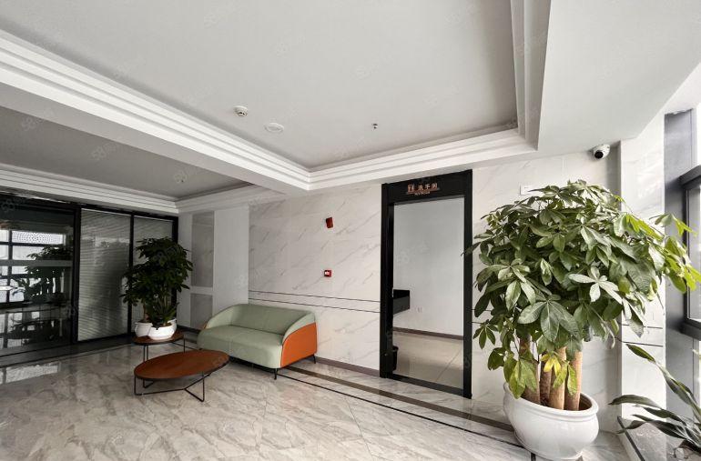 固戍地铁口1890平办公室精装送家具家电单独楼层电梯入户