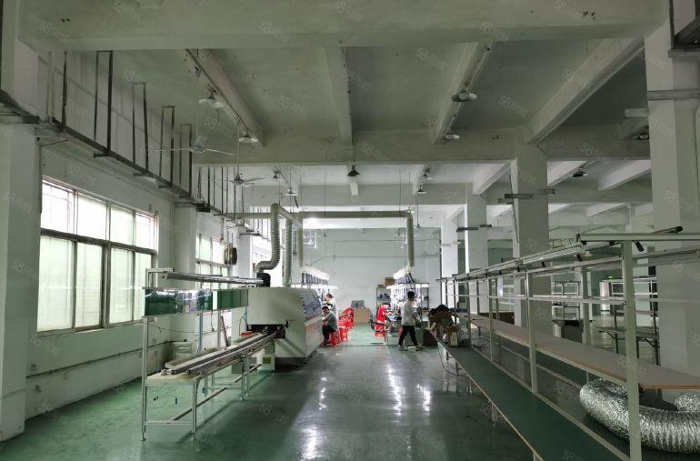 松岗地铁口一楼1500平带装修高5米红本过环评低价急租