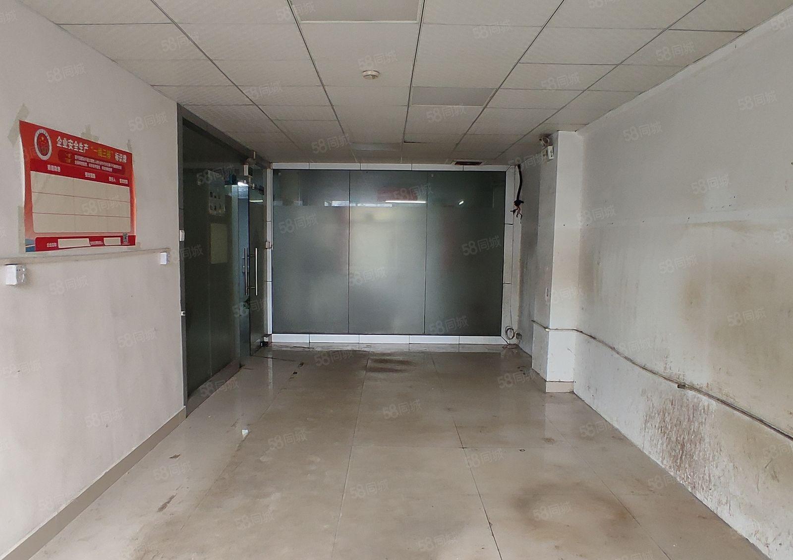 沙井新桥东环路小面积149平米价格3999元厂房出租水电齐全