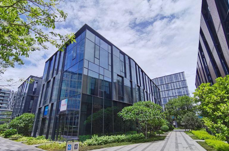 福永会展湾地铁口500平米起租精装修研发办公室3000平出租