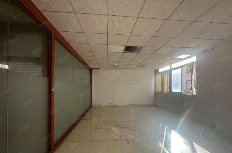 原房东 西乡固戍正规工业园区厂房1370平出租