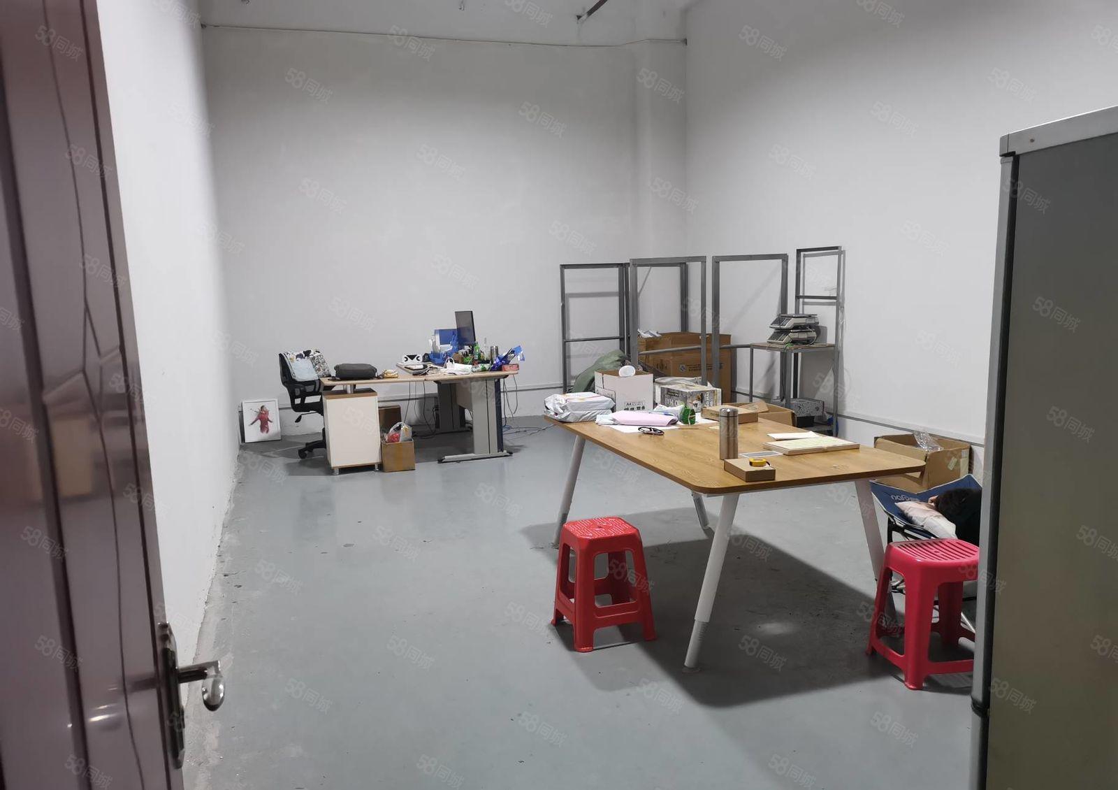 福永107国道边300平至2000平一楼楼上低价仓库厂房出租