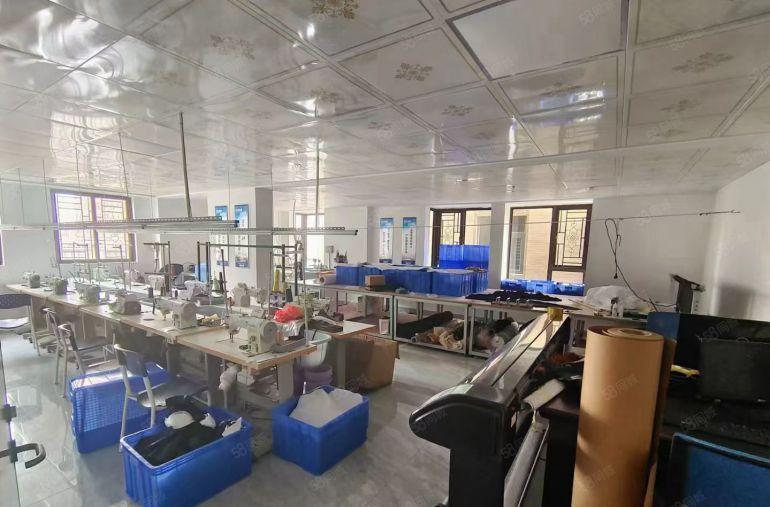 新桥高速路口旁原房东三楼一整层350平方米精装修厂房招租