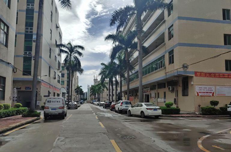 福永高速路口9380平米独院厂房出租