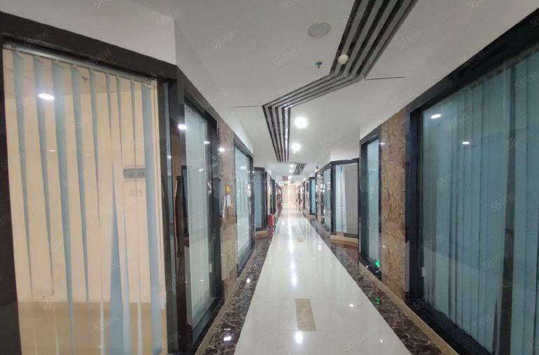 石岩地铁站旁原房东精装修500平方厂房办公可分租超大空地出租