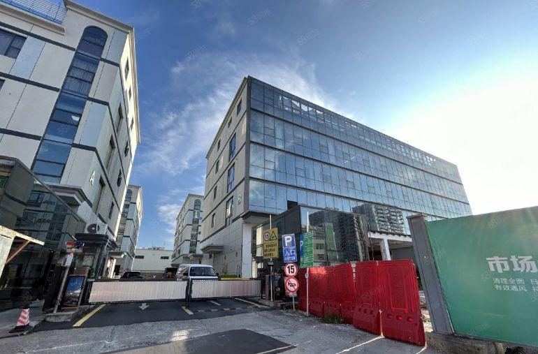 20元起松岗地铁口楼上300平精装修厂房出租仓库出租大小分租