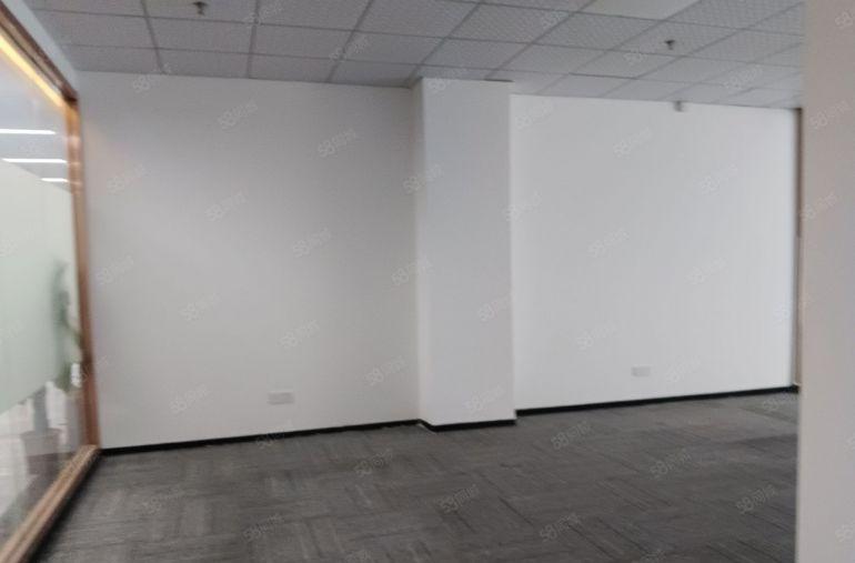 西乡固戍地铁口附近一手房东楼上128平N套，实用率高！