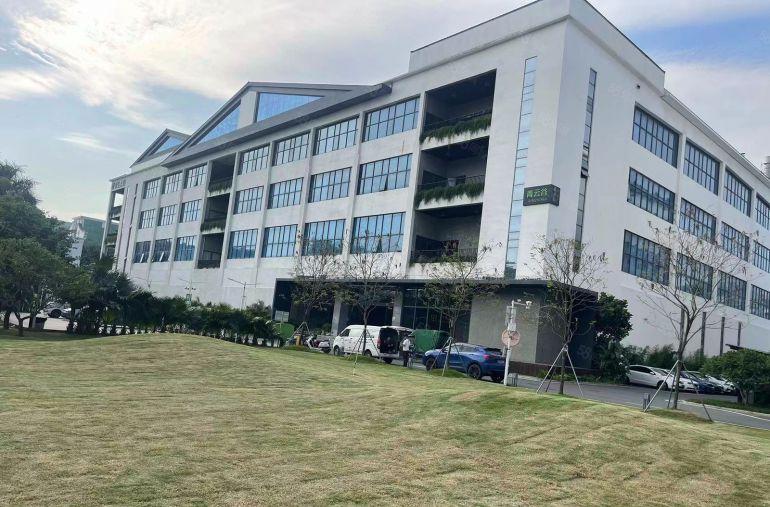 西乡福永宝安大道边上500平起租高新园区办公研发高使用率