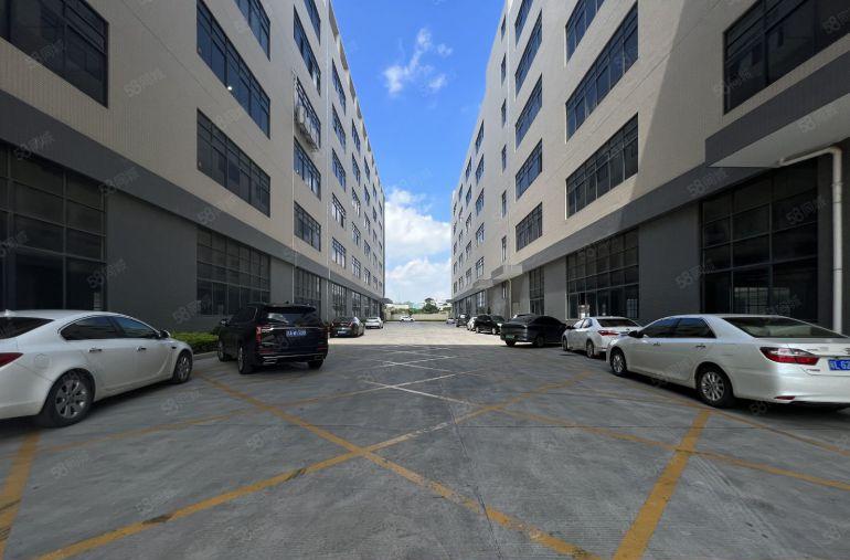 沙井原房东一楼红本厂房2380平方出租带卸货平台地坪漆空地大