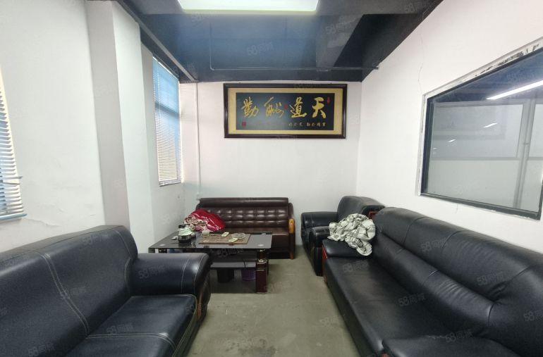 西乡，鹤洲，九围大型工业区，楼上带装修整层1300平厂房出租