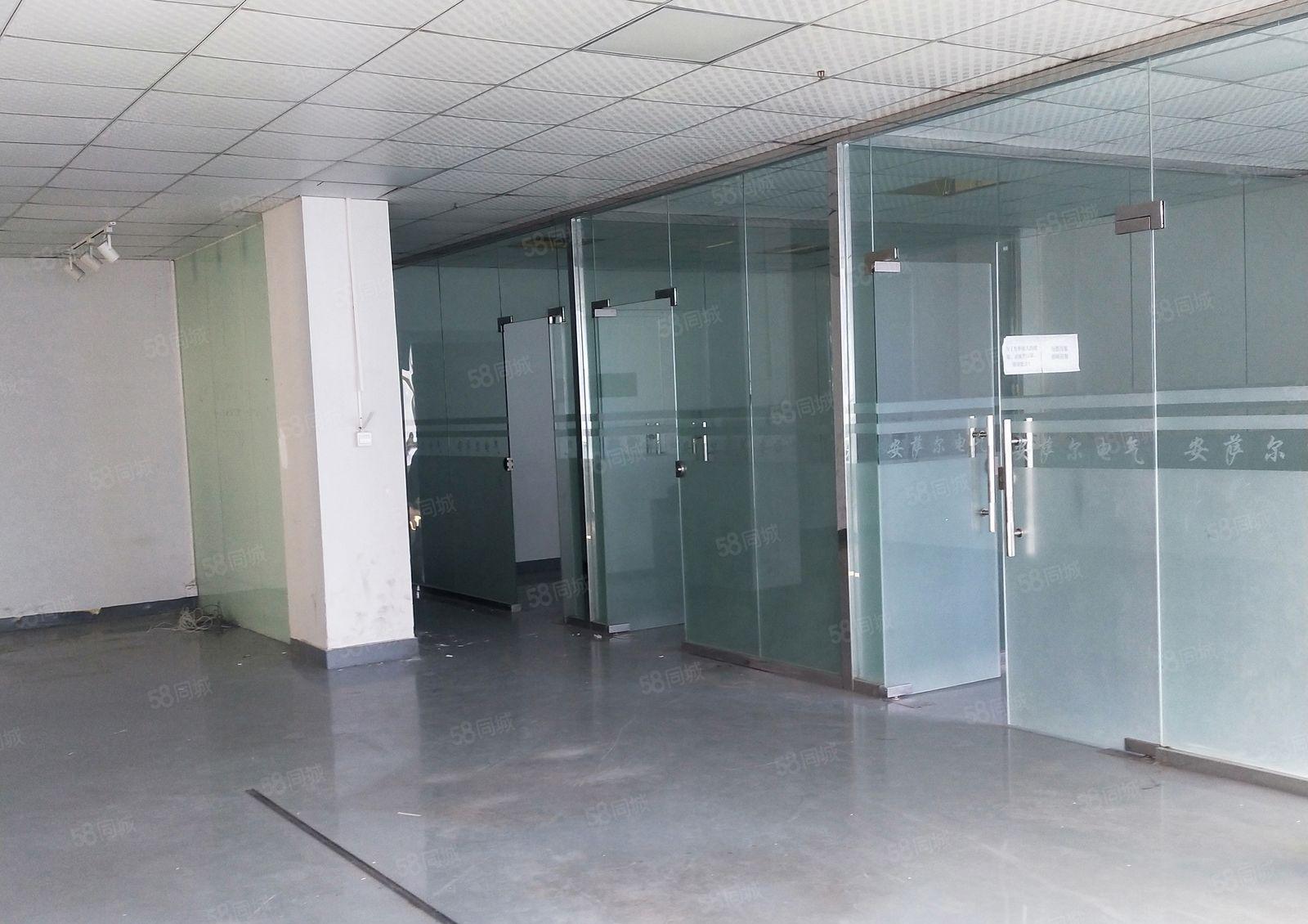 红本厂房！带装修西乡恒丰工业城楼上650平原房东厂房出租