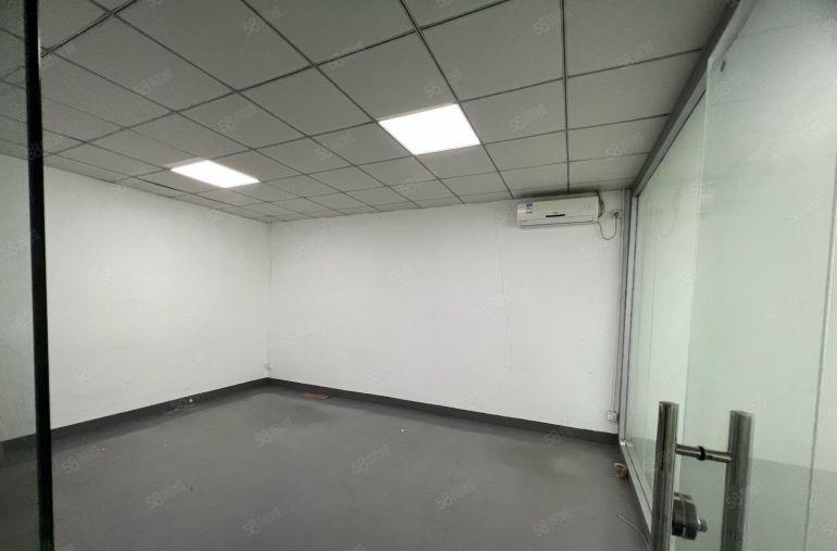 沙井沙一整层2700平米光电行业厂房装修，无尘车间无转让费