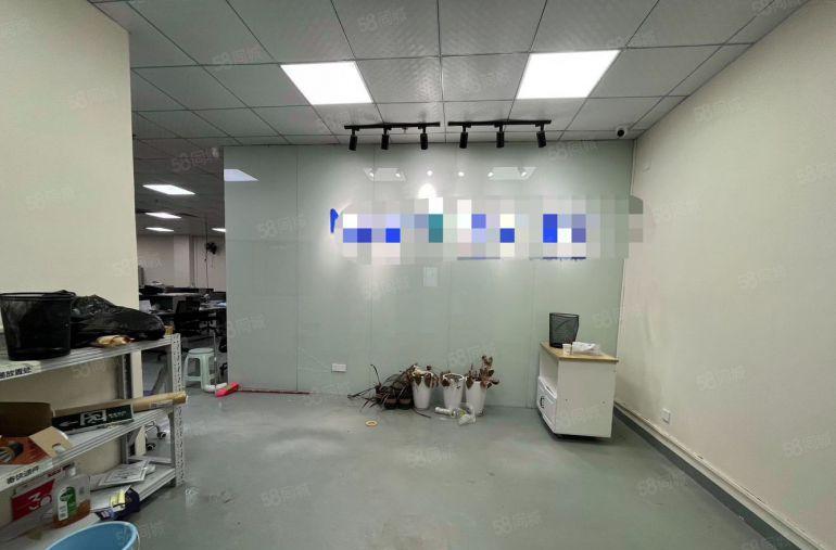 西乡厂房1000平精装办公室仓库出租地铁口实际面积出租原房东