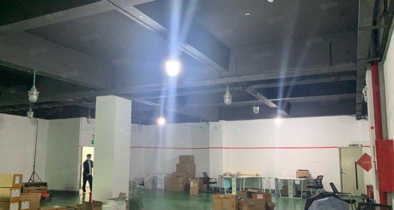 西乡固戍原房东工业园精装修500至1000平厂房仓库出租分租